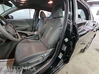 2023 Hyundai Elantra SEL - miniatura 6