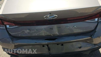 2023 Hyundai Elantra SEL - miniatura 21