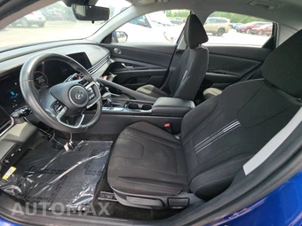 2023 Hyundai Elantra SEL - miniatura 7