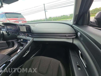2023 Hyundai Elantra SEL - miniatura 19