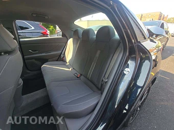 2023 Hyundai Elantra SEL - miniatura 13
