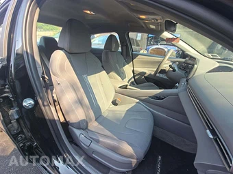 2023 Hyundai Elantra SEL - miniatura 18
