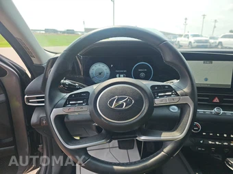 2023 Hyundai Elantra SEL - miniatura 16