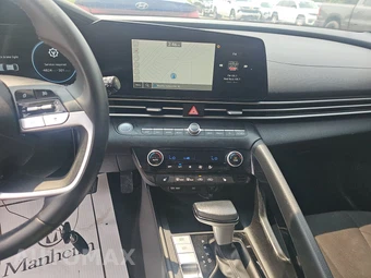 2023 Hyundai Elantra SEL - miniatura 17