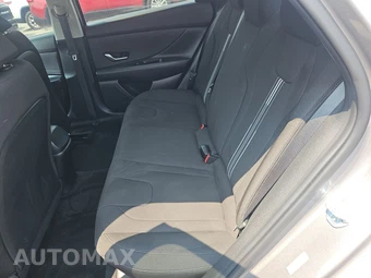 2023 Hyundai Elantra SEL - miniatura 19