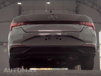 2023 Hyundai Elantra SEL - miniatura 7