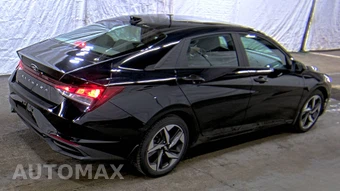2023 Hyundai Elantra SEL - miniatura 4