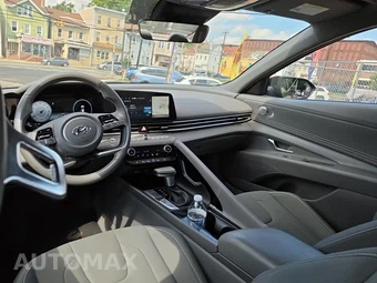 2023 Hyundai Elantra SEL - miniatura 8
