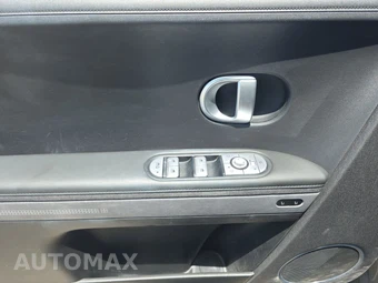 2023 Hyundai IONIQ 5 Limited - miniatura 9