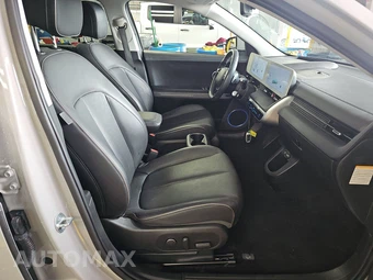 2023 Hyundai IONIQ 5 Limited - miniatura 8