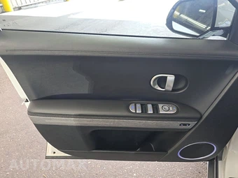2023 Hyundai IONIQ 5 Limited - miniatura 9