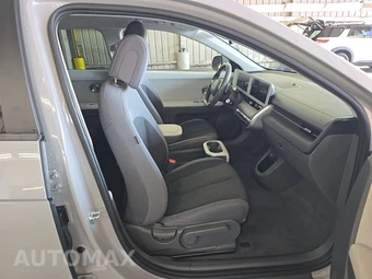 2023 Hyundai IONIQ 5 SE - miniatura 8