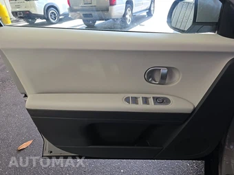 2023 Hyundai IONIQ 5 SE - miniatura 9
