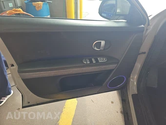 2023 Hyundai IONIQ 5 SEL - miniatura 9