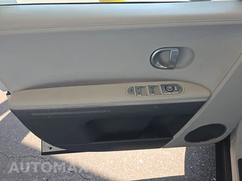2023 Hyundai IONIQ 5 SEL - miniatura 9