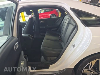 2023 Hyundai IONIQ 6 SEL - miniatura 13