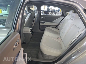 2023 Hyundai IONIQ 6 SEL - miniatura 13