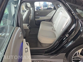 2023 Hyundai IONIQ 6 SEL - miniatura 13