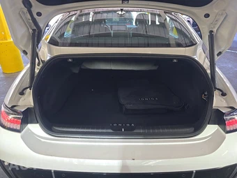 2023 Hyundai IONIQ 6 SEL - miniatura 16