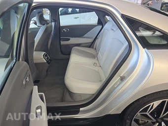 2023 Hyundai IONIQ 6 SEL - miniatura 13