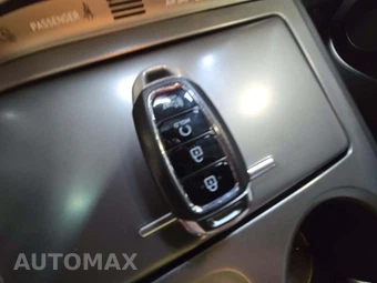 2023 Hyundai Kona Electric SE - miniatura 8