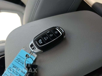 2023 Hyundai Kona Limited - miniatura 5
