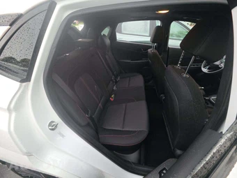 2023 Hyundai Kona N Line - miniatura 16