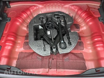 2023 Hyundai Kona SE - miniatura 17
