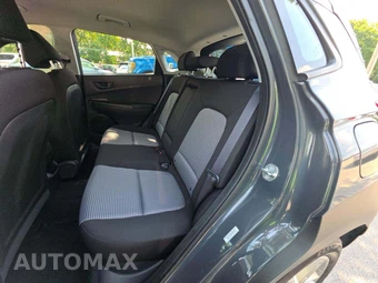 2023 Hyundai Kona SE - miniatura 7
