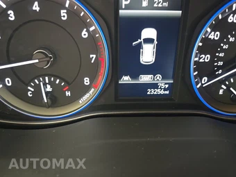 2023 Hyundai Kona SEL - miniatura 12