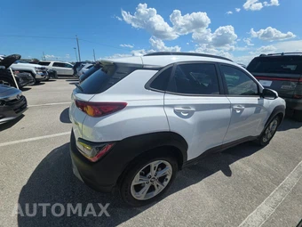 2023 Hyundai Kona SEL - miniatura 4