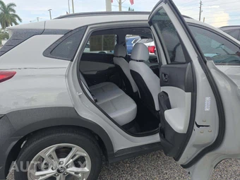2023 Hyundai Kona SEL - miniatura 16