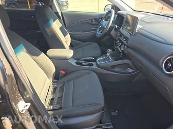 2023 Hyundai Kona SEL - miniatura 8