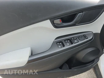 2023 Hyundai Kona SEL - miniatura 9