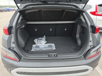 2023 Hyundai Kona SEL - miniatura 16