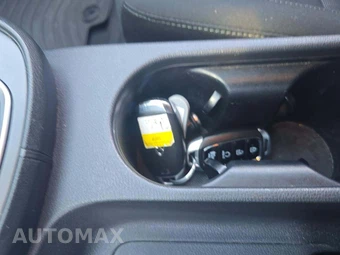 2023 Hyundai Kona SEL - miniatura 8