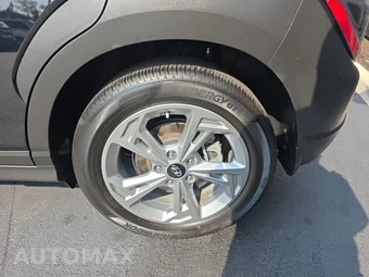 2023 Hyundai Kona SEL - miniatura 11