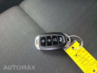 2023 Hyundai Kona SEL - miniatura 8