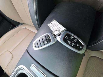 2023 Hyundai Santa Fe Limited - miniatura 9