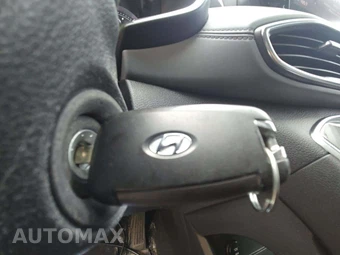 2023 Hyundai Santa Fe SE - miniatura 5