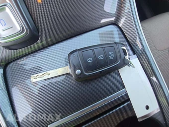 2023 Hyundai Santa Fe SE - miniatura 5