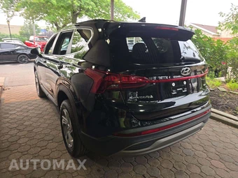 2023 Hyundai Santa Fe SE – miniatura 2