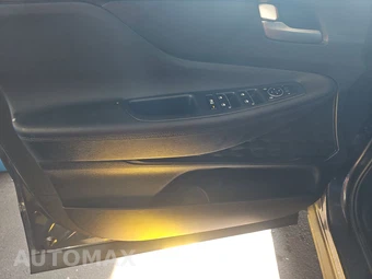 2023 Hyundai Santa Fe SE - miniatura 9