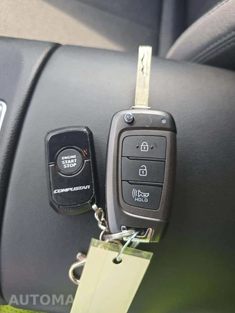2023 Hyundai Santa Fe SE - miniatura 5