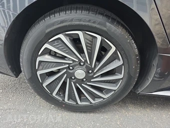 2023 Hyundai Sonata Hybrid SEL - miniatura 10