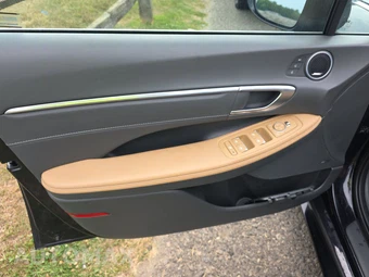 2023 Hyundai Sonata Limited - miniatura 9