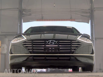 2023 Hyundai Sonata SE - miniatura 3