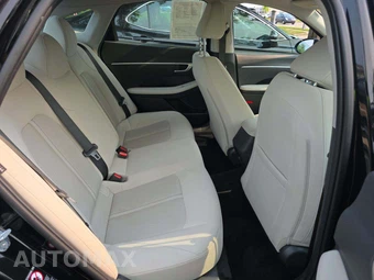 2023 Hyundai Sonata SE - miniatura 16
