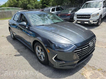 2023 Hyundai Sonata SE - miniatura 4