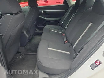 2023 Hyundai Sonata SE - miniatura 16